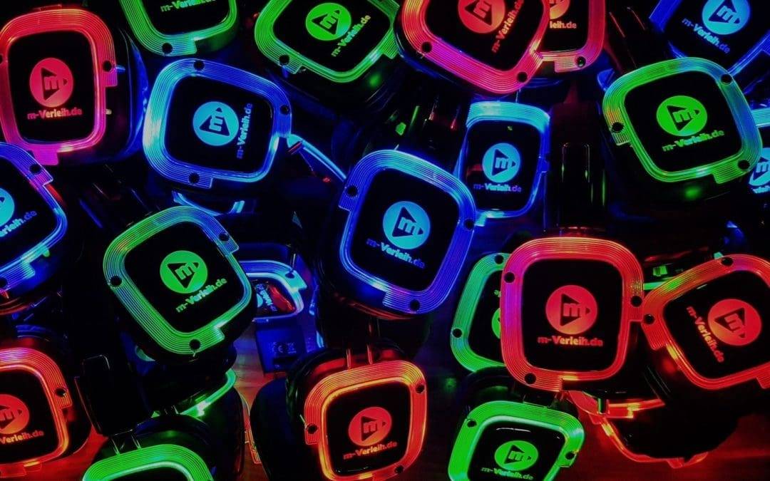 What Is a Silent Disco and What Are the Advantages?